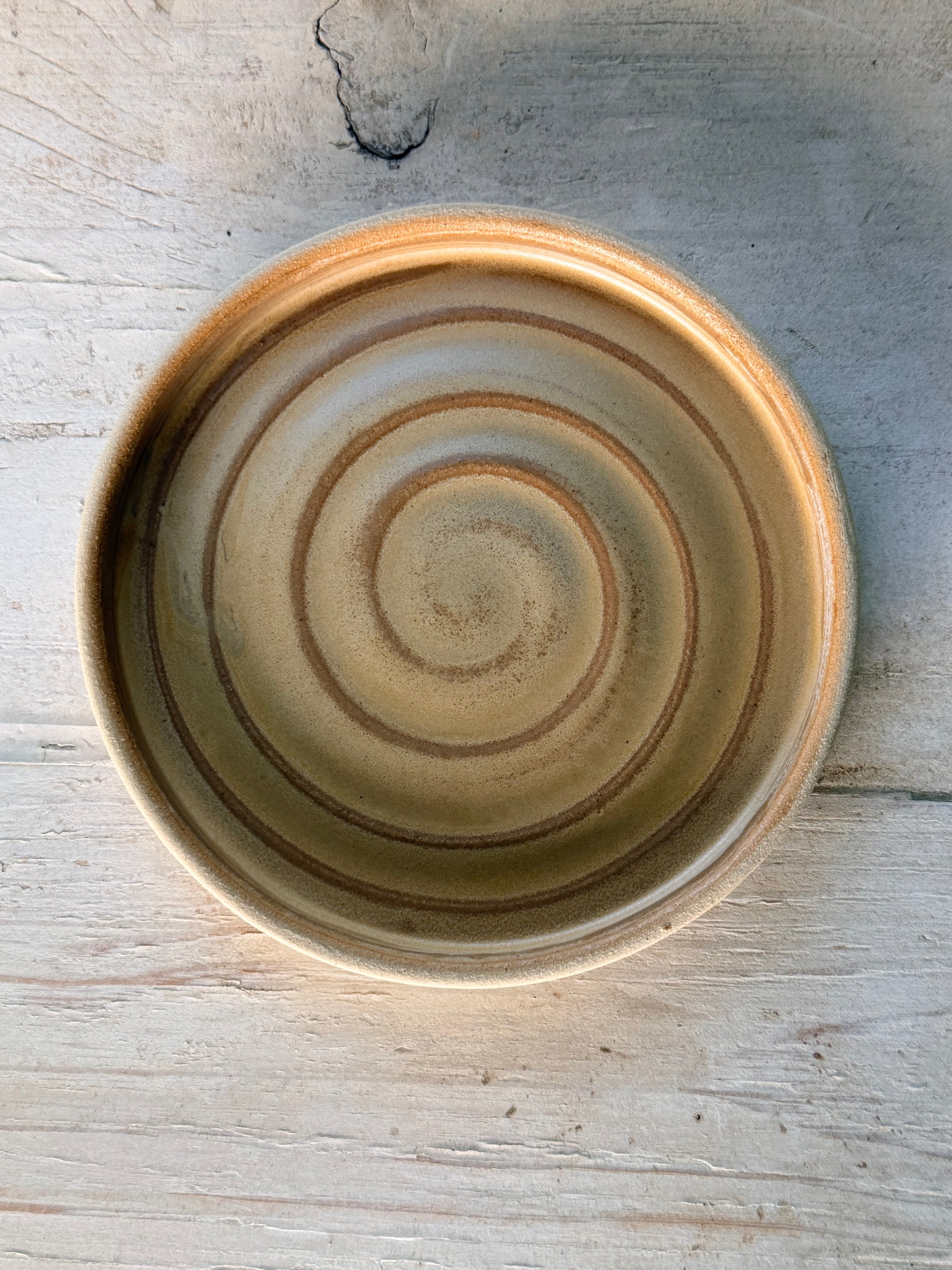 Sous-tasse en grès
