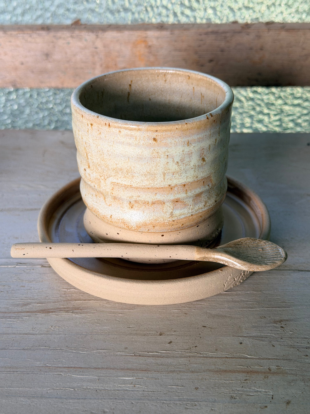 Sous-tasse en grès