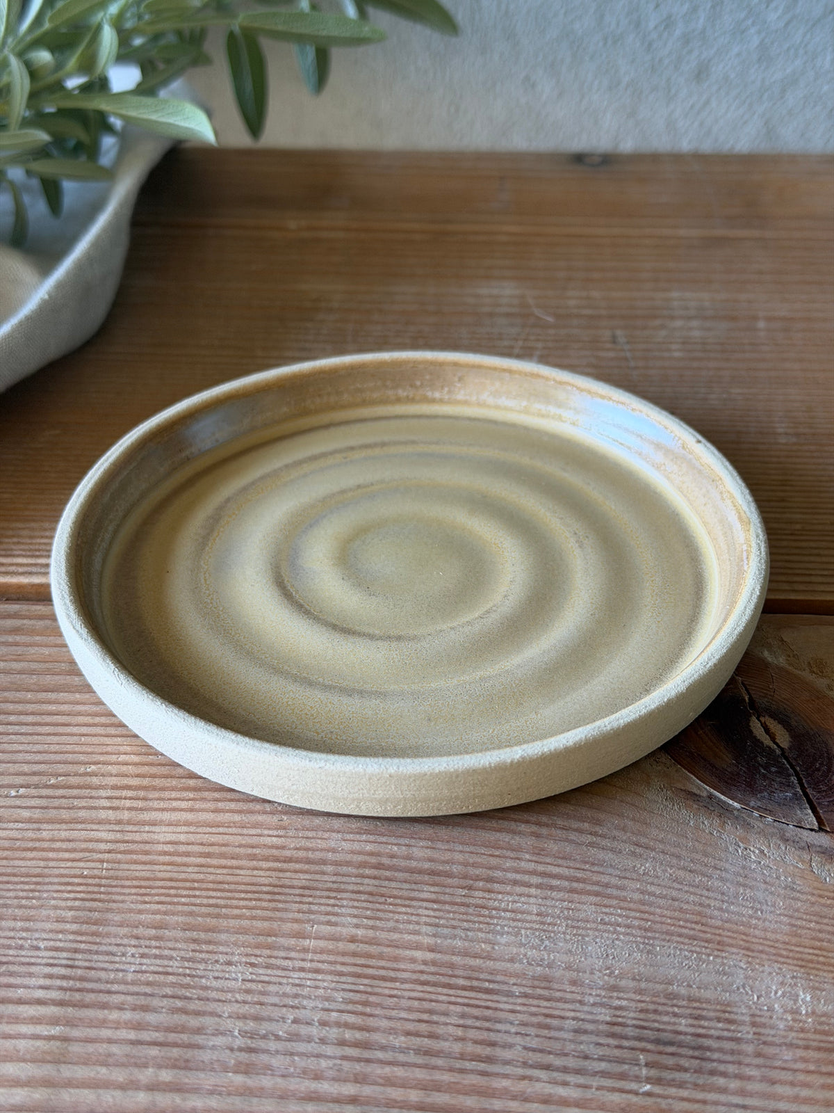 Sous-tasse en grès