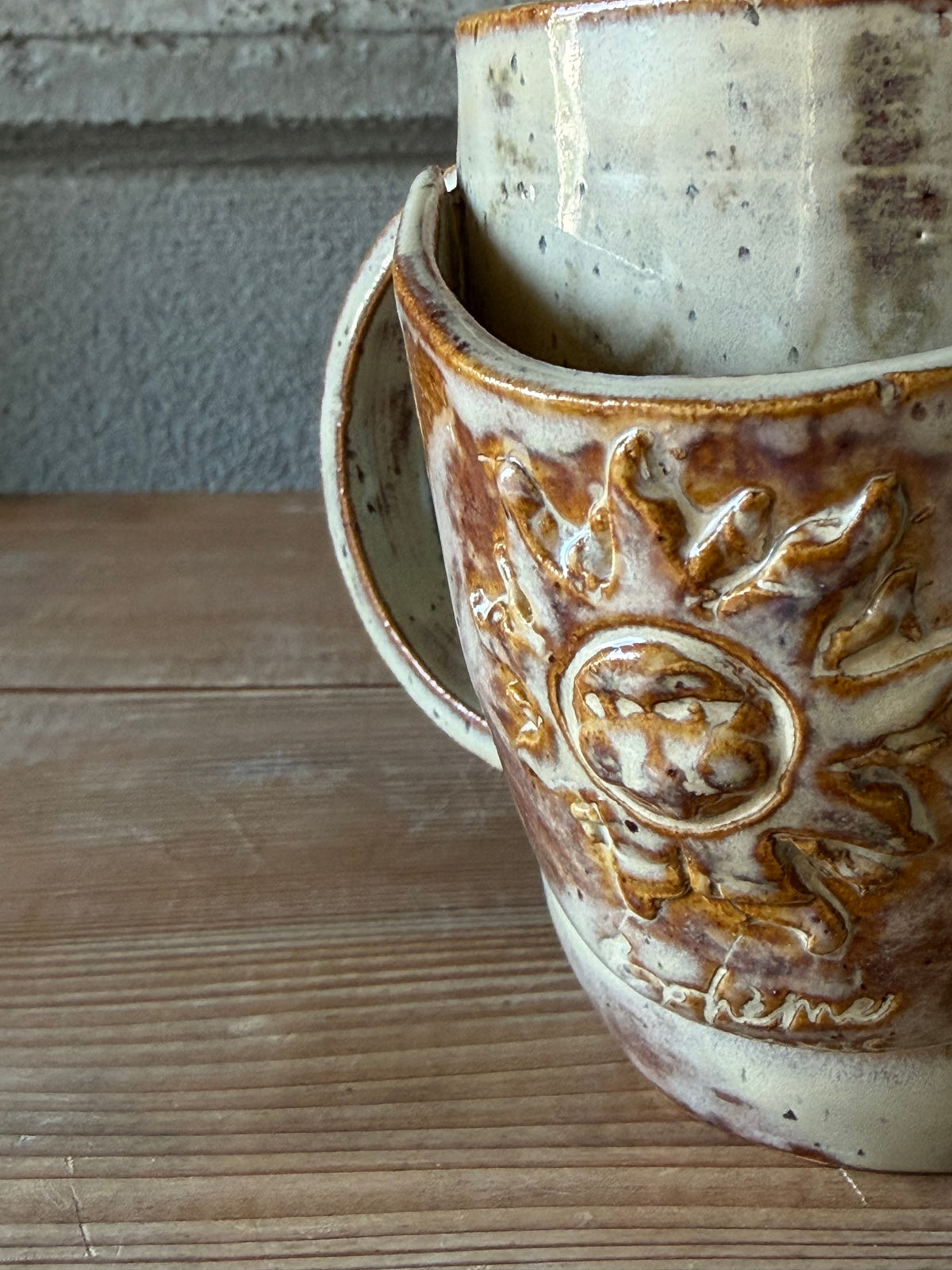 Mug à thé en grès