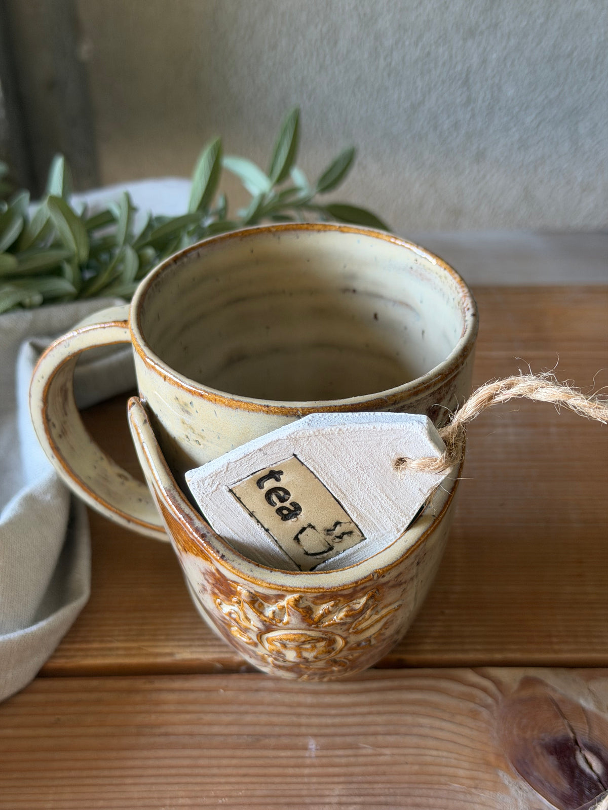 Mug à thé en grès
